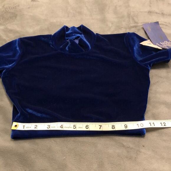 Capezio Girls Size Medium Deep Blue Velour Crop Top Dance Skating - Picture 4 of 5